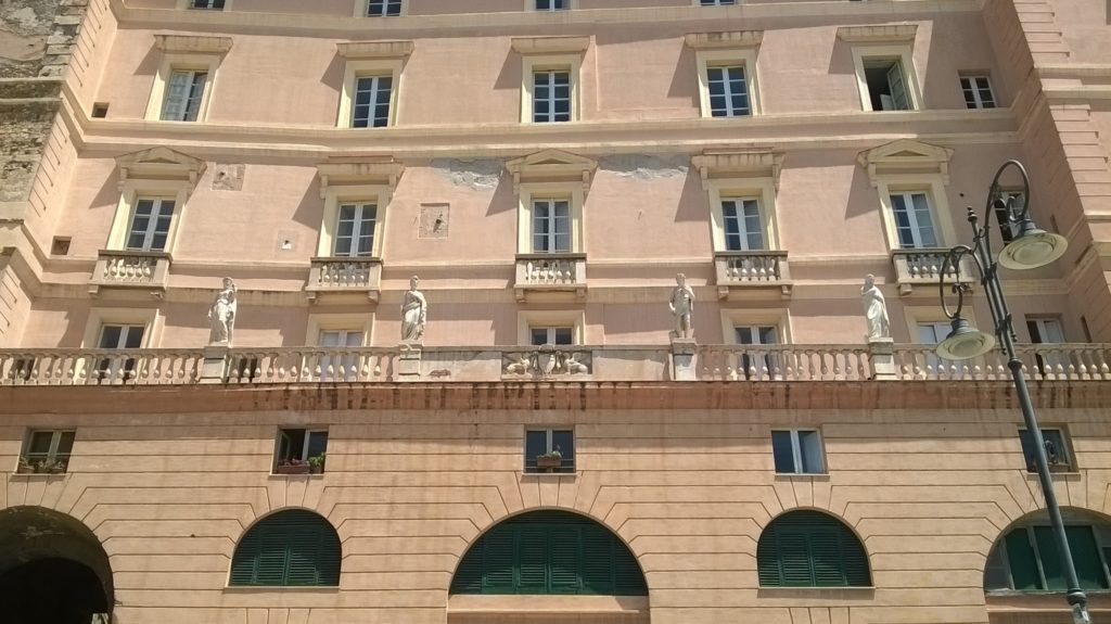 Palazzo Boyl e il caffè De Candia Palazzo Boyl
